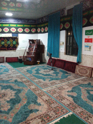 مسجد امام حسین علیه‌السلام اول جاده قم _ جعفریه ( کیلومتر ۱۲)